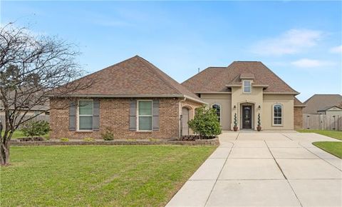 Photo of 20161 Camden Lane Ln, Hammond, LA 70403 (MLS # NO2548762)