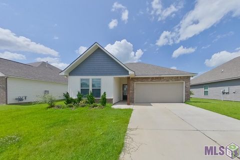 Photo of 201 Salvat Dr Dr, Lafayette, LA 70507 (MLS # BR2026008638)