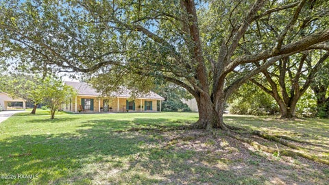 Photo of 803 W Gloria Switch Road, Lafayette, LA 70507 (MLS # 2600008939)