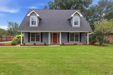 Photo of 12054 Morganfield Ave Ave, Baton Rouge, LA 70818 (MLS # BR2026013793)