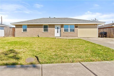 Photo of 132 Helen Drive Dr, Avondale, LA 70094 (MLS # NO2541009)