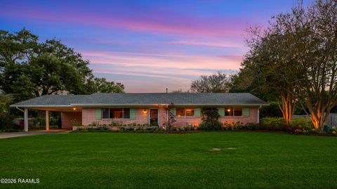 Photo of 208 Robert Drive, Lafayette, LA 70506 (MLS # 2600002845)