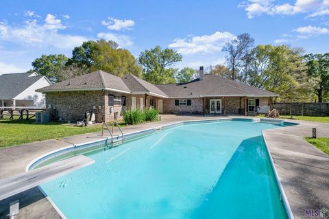 Photo of 7936 Ben Fugler Rd Rd, Denham Springs, LA 70706 (MLS # BR2026005012)