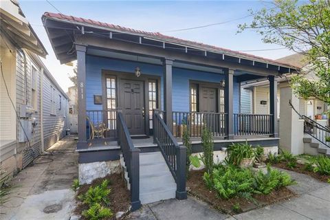 Photo of 811 Leontine Street St, New Orleans, LA 70115 (MLS # NO2548224)