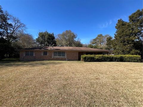 Photo of 1242 Highway 115 Highway, Mansura, LA 71350 (MLS # CN2540234)