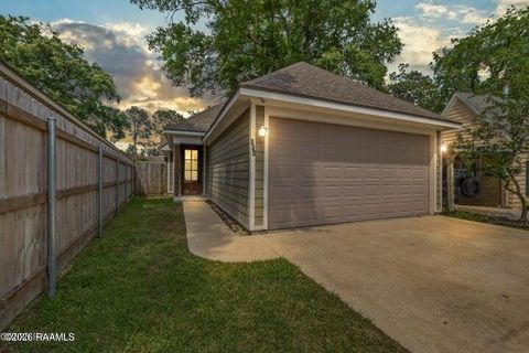 Photo of 114 Souvenir Gate, Lafayette, LA 70501 (MLS # 2600001584)