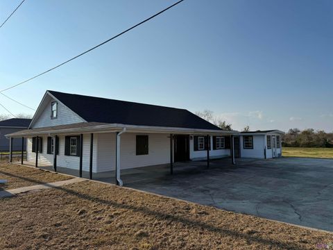 Photo of 122 West 91st Street St, Cut Off, LA 70345 (MLS # BY2026000720)