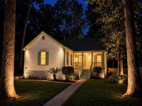 Photo of 1020 W 19th Avenue Ave, Covington, LA 70433 (MLS # NO2566140)