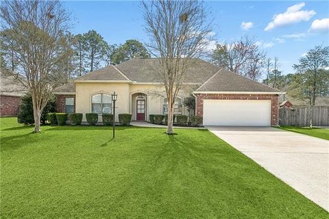 Photo of 3160 Grove Court Ct, Mandeville, LA 70448 (MLS # NO2535901)