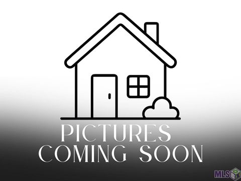 Photo of 11974 Parkmount Blvd Blvd, Baton Rouge, LA 70816 (MLS # BR2026004756)