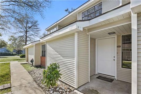 Photo of 414 Cedarwood Drive Dr #414, Mandeville, LA 70471 (MLS # NO2548928)