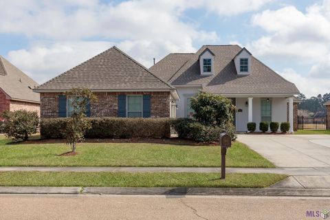 Photo of 4967 Woodstock Way Dr Dr, Greenwell Springs, LA 70739 (MLS # BR2026002522)