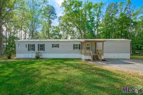 Photo of 37156 Caraway Rd Rd, Denham Springs, LA 70706 (MLS # BR2026005451)