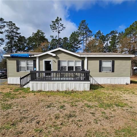 Photo of 149 Russell Circle, Leesville, LA 71446 (MLS # CN2542293)