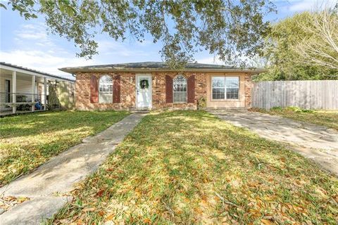 Photo of 2516 Kingbird Boulevard, St. Bernard, LA 70085 (MLS # NO2545323)