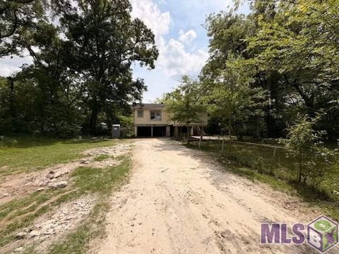 Photo of 4444 Clayton Dr, Baton Rouge, LA 70805 (MLS # BR2026006929)