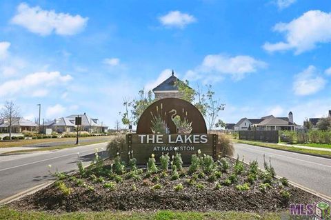 Photo of 13763 Sweet Cherry Dr, Baton Rouge, LA 70810 (MLS # BR2026005344)