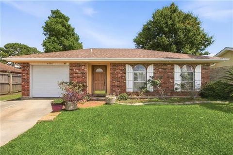 Photo of 404 Bertolino Drive Dr, Kenner, LA 70065 (MLS # NO2558778)
