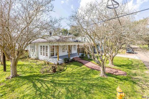 Photo of 1946 Pericles St St, Baton Rouge, LA 70808 (MLS # BR2026003625)