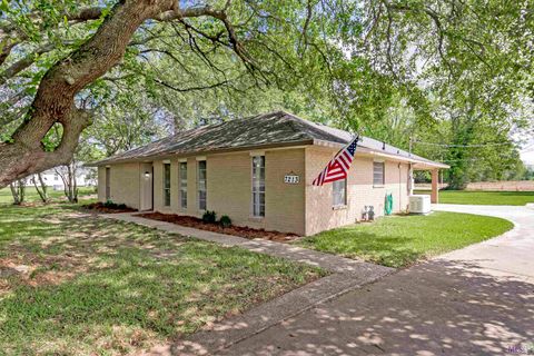 Photo of 7213 Morganza Hwy Hwy, Morganza, LA 70759 (MLS # BR2026006909)