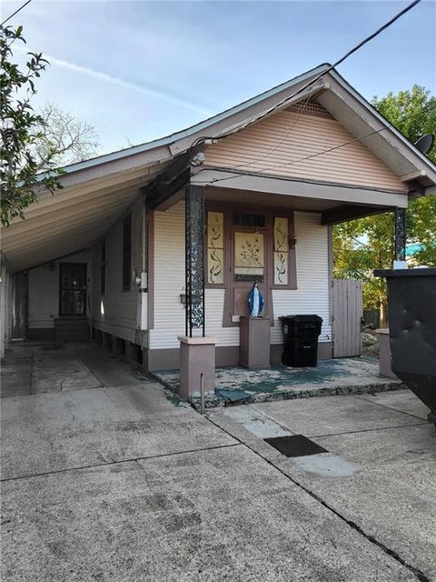Photo of 1818 N Villere Street St, New Orleans, LA 70116 (MLS # NO2535878)