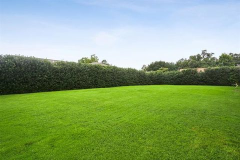 Photo of 1495 Prentiss Avenue Ave, New Orleans, LA 70122 (MLS # NO2560273)
