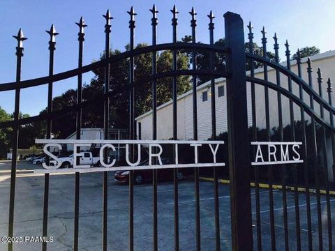 Photo of 310 Ella Street #114, Lafayette, LA 70506 (MLS # 2500006723)