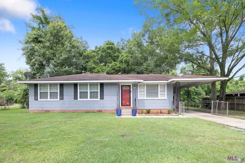 Photo of 3533 Lone Oak Dr Dr, Baton Rouge, LA 70814 (MLS # BR2026009335)