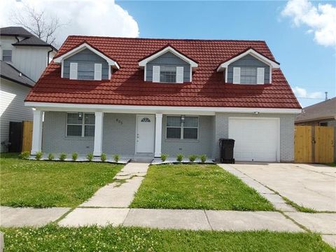 Photo of 805 Perrin Drive, Arabi, LA 70032 (MLS # NO2546655)