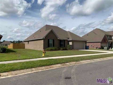 Photo of 17609 Eagles Perch Dr Dr, Prairieville, LA 70769 (MLS # BR2026003552)