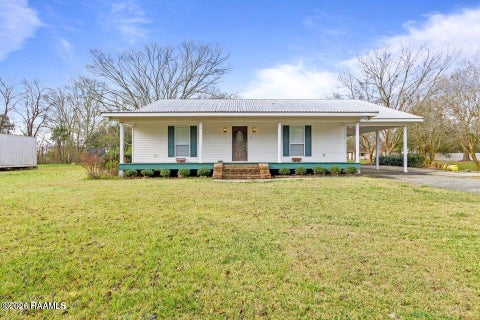 Photo of 1230 Hebert Lane, St. Martinville, LA 70582 (MLS # 2600009757)