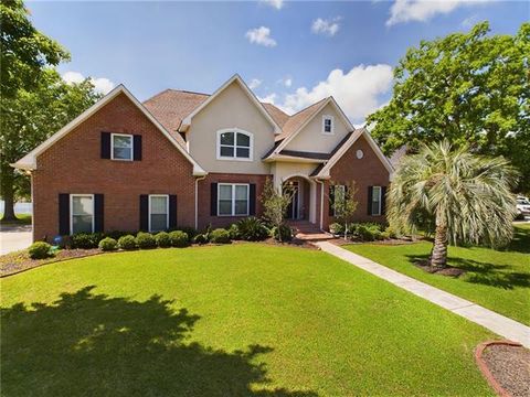 Photo of 44 Oak Tree Drive Dr, Slidell, LA 70458 (MLS # NO2548756)