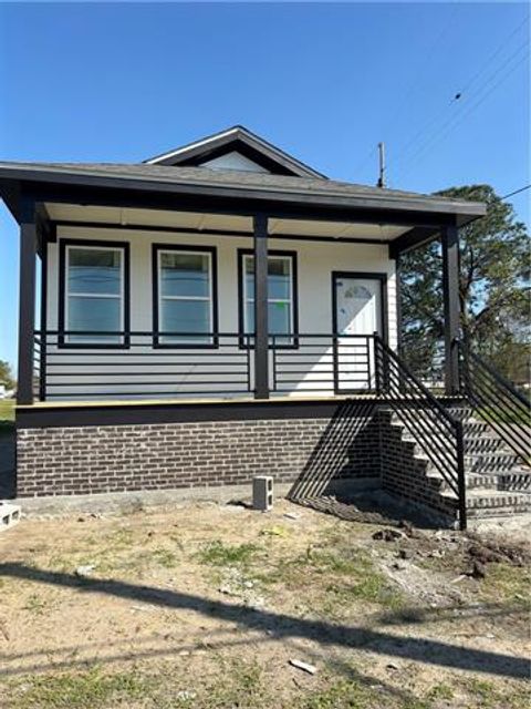 Photo of 1901 Tupelo Street St, New Orleans, LA 70117 (MLS # NO2557579)