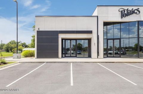 Photo of 4533 Johnston Street #401, Lafayette, LA 70503 (MLS # 2600001158)