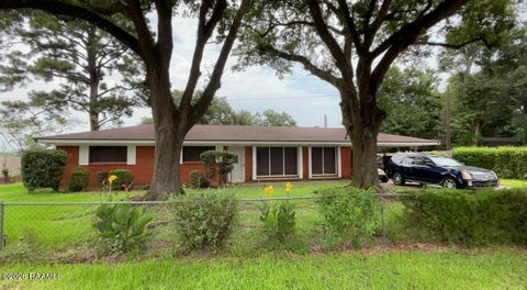 Photo of 325 Elmore Street, St. Martinville, LA 70582 (MLS # 2600006946)