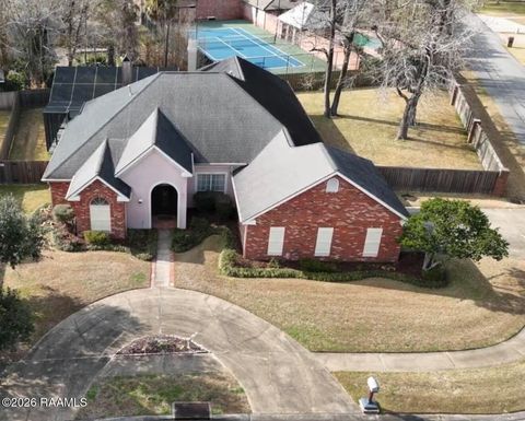 Photo of 100 Claremont Circle, Lafayette, LA 70508 (MLS # 2600001228)