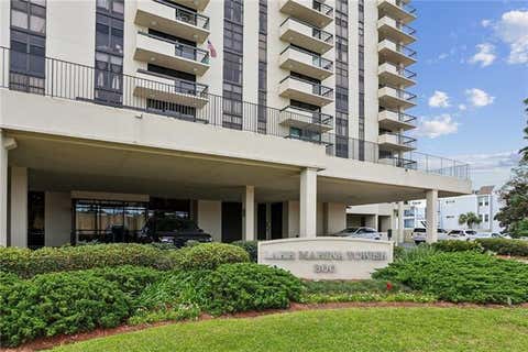 Photo of 300 Lake Marina Avenue Ave #4A, New Orleans, LA 70124 (MLS # NO2572509)