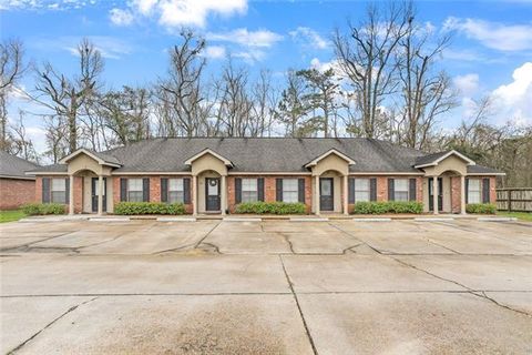 Photo of 45487 Pointe Drive Dr #19, Hammond, LA 70401 (MLS # NO2552349)