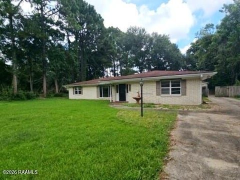Photo of 127 Plantation Drive, New Iberia, LA 70563 (MLS # 2600006536)