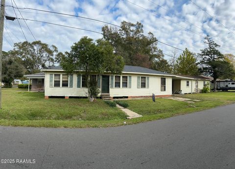 Photo of 627 W Jefferson Street, Ville Platte, LA 70586 (MLS # 2500006007)