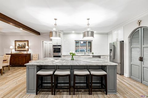 Photo of 13725 Briarlake Ave Ave, Baton Rouge, LA 70809 (MLS # BR2026004970)