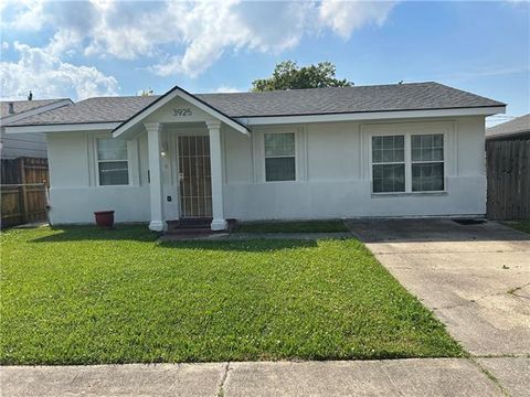 Photo of 3925 Arizona Avenue Ave, Kenner, LA 70065 (MLS # NO2549799)