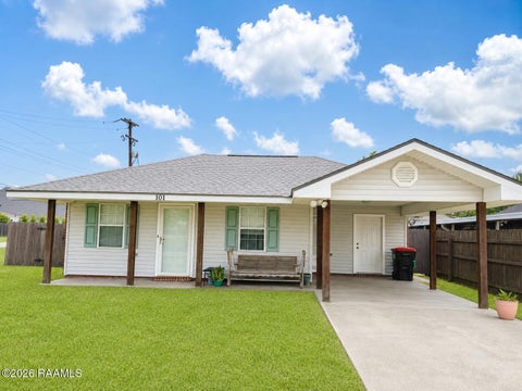 Photo of 101 Sugar Creek Drive, Youngsville, LA 70592 (MLS # 2600005968)