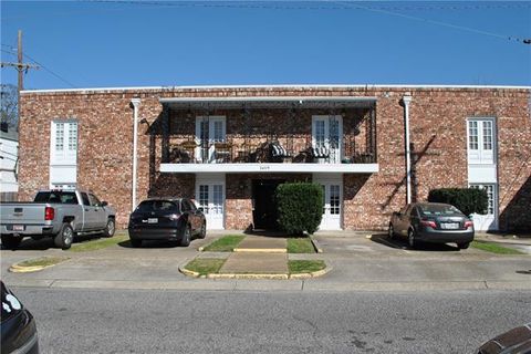 Photo of 1419 Milan Street St #201, New Orleans, LA 70115 (MLS # NO2552329)
