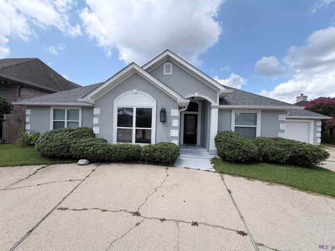 Photo of 1106 Clipper Drive Dr, Slidell, LA 70458 (MLS # BR2026015413)