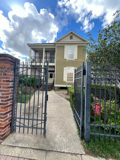 Photo of 730 Jefferson Street, Lafayette, LA 70501 (MLS # 2500004324)