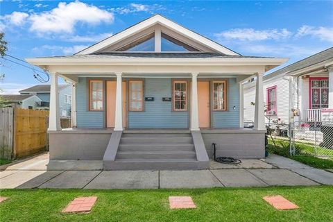 Photo of 2118-21 Onzaga Street St, New Orleans, LA 70119 (MLS # NO2546649)