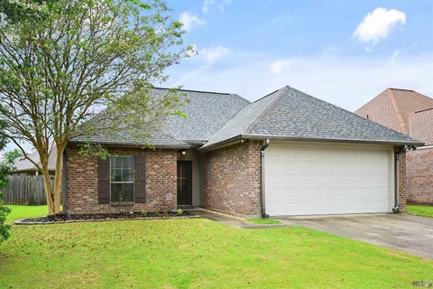 Photo of 40308 Cold Water Landing Lndg, Gonzales, LA 70737 (MLS # BR2026013736)