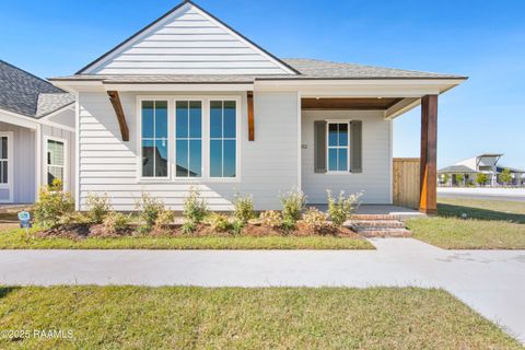 Photo of 202 Keystone Drive, Scott, LA 70583 (MLS # 2500001101)