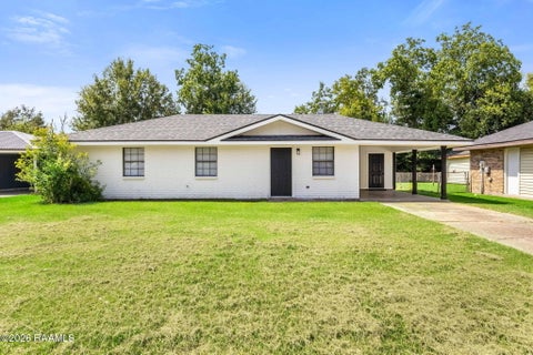 Photo of 206 French Court, Lafayette, LA 70507 (MLS # 2600006860)